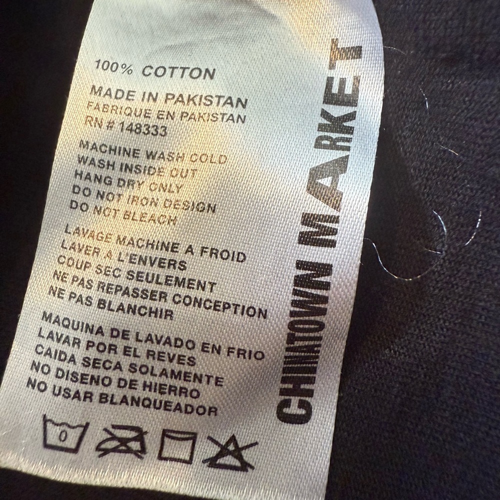 Chinatown Market Tee - Picture 6 of 6